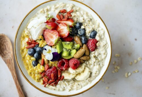 Porridge breakfast super bowl healthy lifestyle